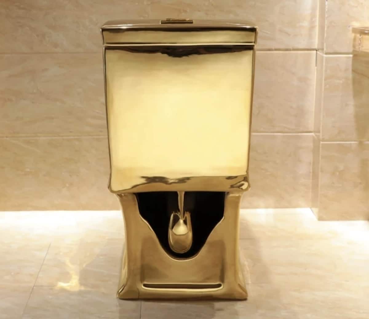 Classic Plain Gold Toilet  -  Gold Toilets