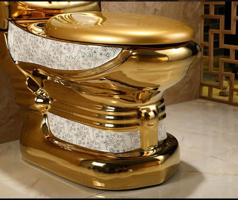 Royal Gold Toilet  -  Gold Toilets