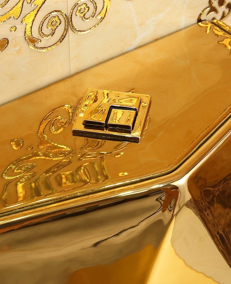 Angular Plain Gold Toilet  -  Gold Toilets