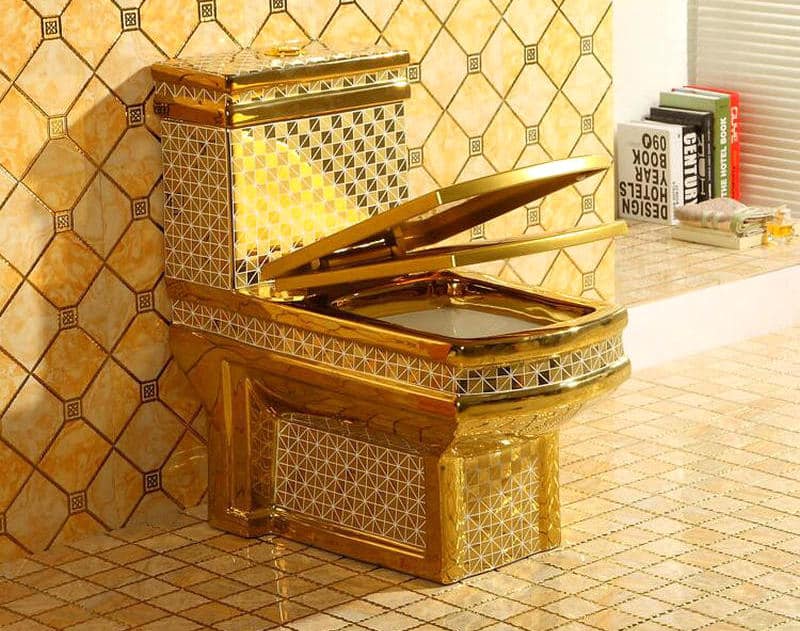 Royal Gold Toilet With Diamonds Pattern  -  Gold Toilets