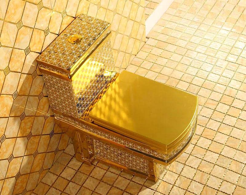 Royal Gold Toilet With Diamonds Pattern  -  Gold Toilets