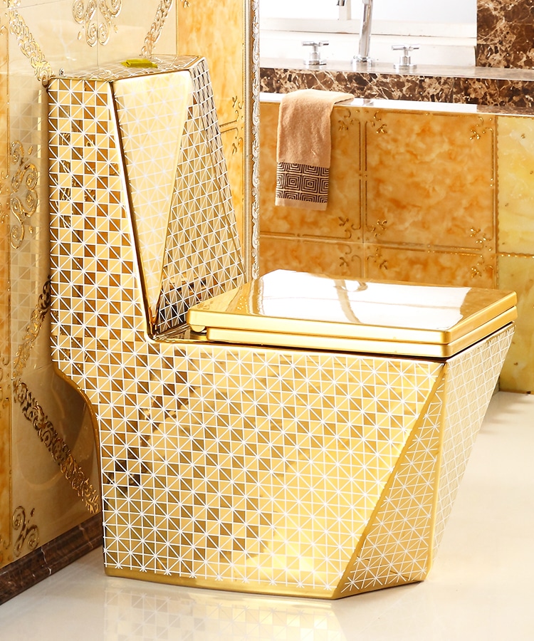 Angular Gold Toilet With Diamonds Pattern  -  Gold Toilets