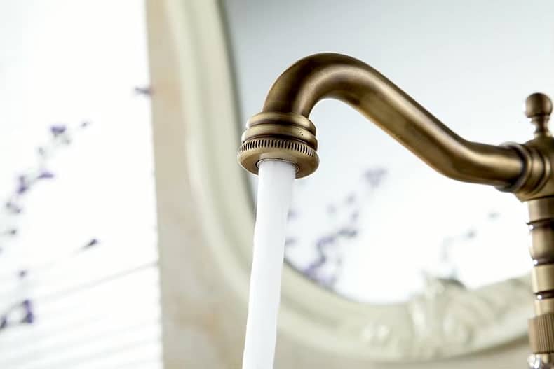 Antique Bronze Single-Handle Bathroom Faucet with Ornate Design  -  Antique Bronze Water Taps & Faucets
