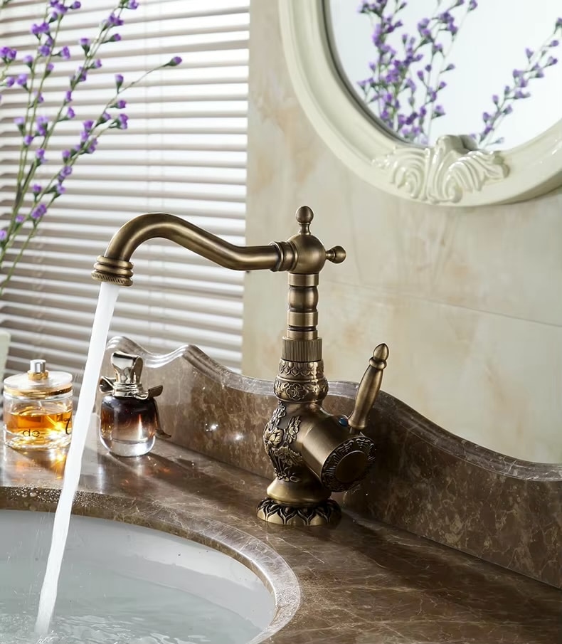 Antique Bronze Single-Handle Bathroom Faucet with Ornate Design  -  Antique Bronze Water Taps & Faucets