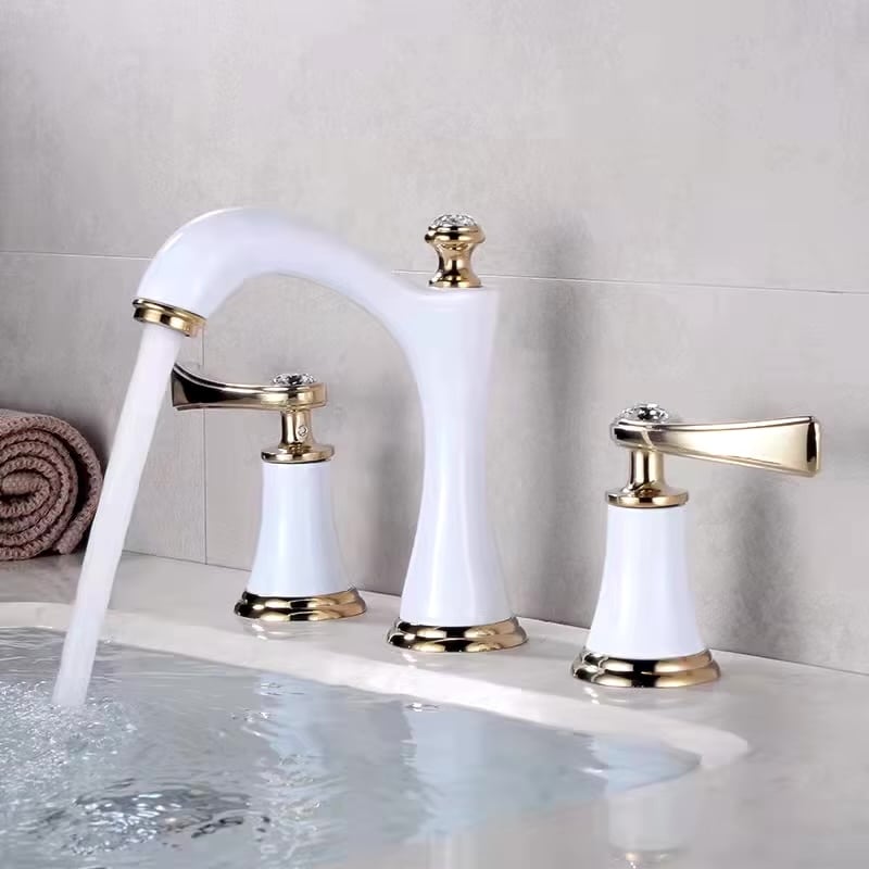 Deluxe White and Gold 2-Handle Bathroom Faucet With Crystals  -  Gold Water Taps & Faucets